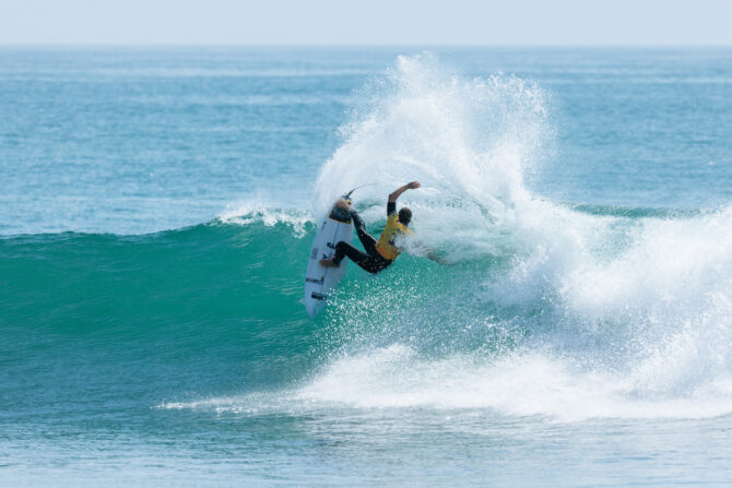 CAITLIN SIMMERS ET JOHN JOHN FLORENCE SACRÉS CHAMPIONS DU MONDE À TRESTLES