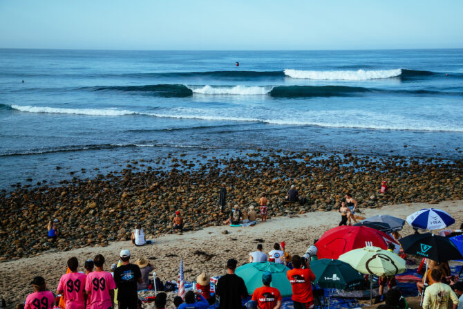 CAITLIN SIMMERS ET JOHN JOHN FLORENCE SACRÉS CHAMPIONS DU MONDE À TRESTLES